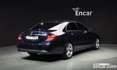 Mercedes-Benz E-Class 2018 2.0 гидро в Москве № 1836160, миниатюра 2