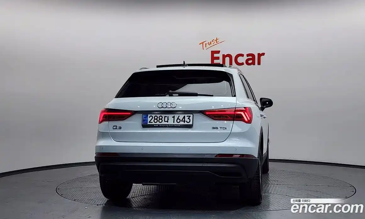 Audi Q3 2023 2.0 гидро в Москве № 1836260, фото 3