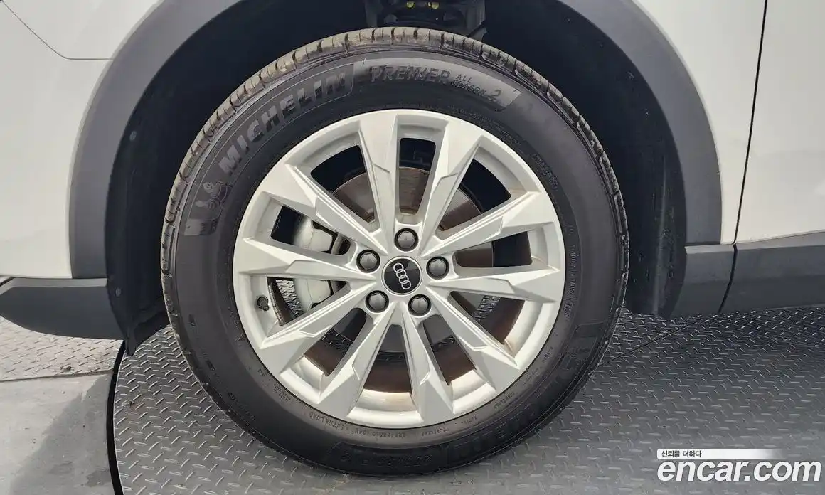 Audi Q3 2023 2.0 гидро в Москве № 1836260, фото 4