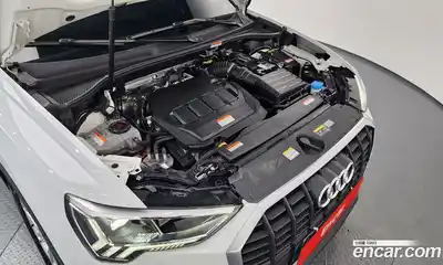 Audi Q3 2023 2.0 гидро в Москве № 1836260, миниатюра 5