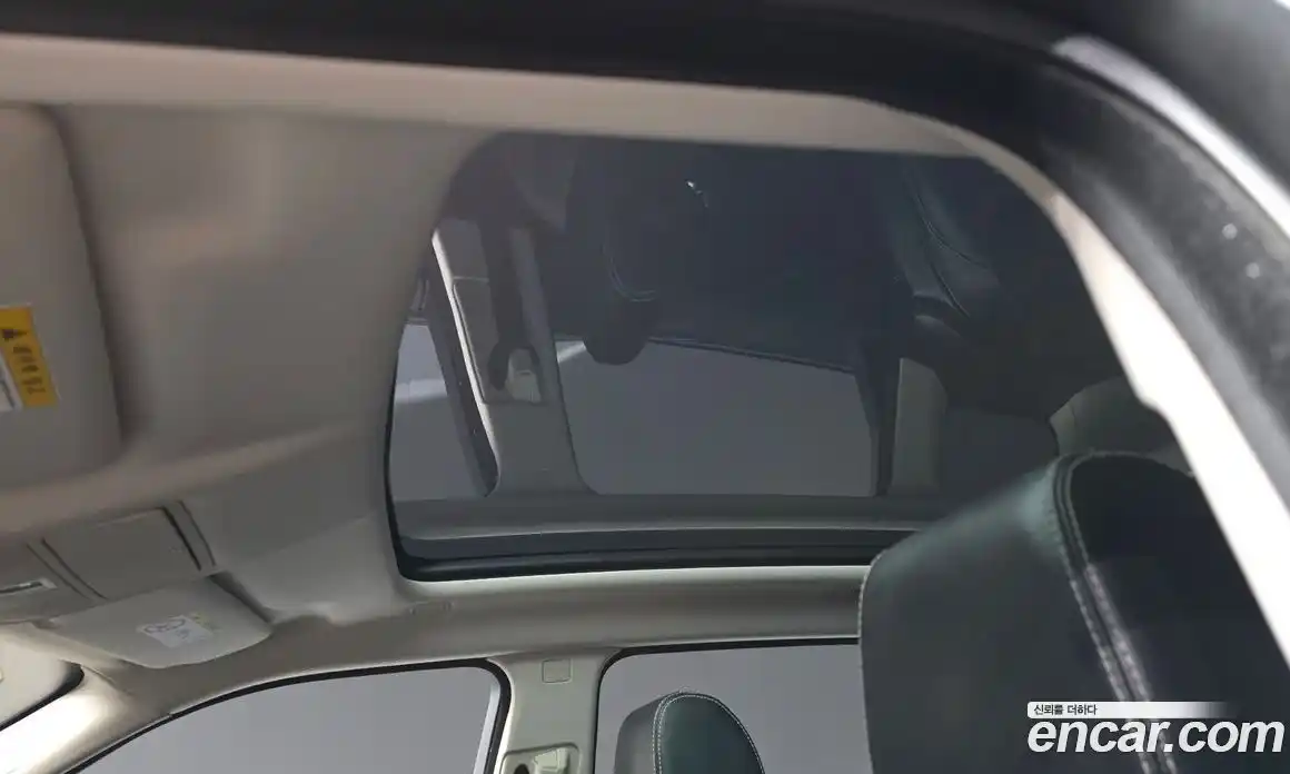 Land Rover Range-Rover Evoque 2015 2.2 гидро в Москве № 1837392, фото 16