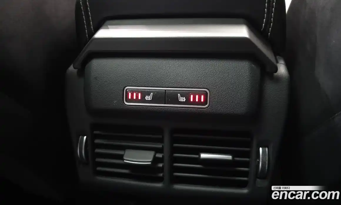 Land Rover Range-Rover Evoque 2015 2.2 гидро в Москве № 1837392, фото 18