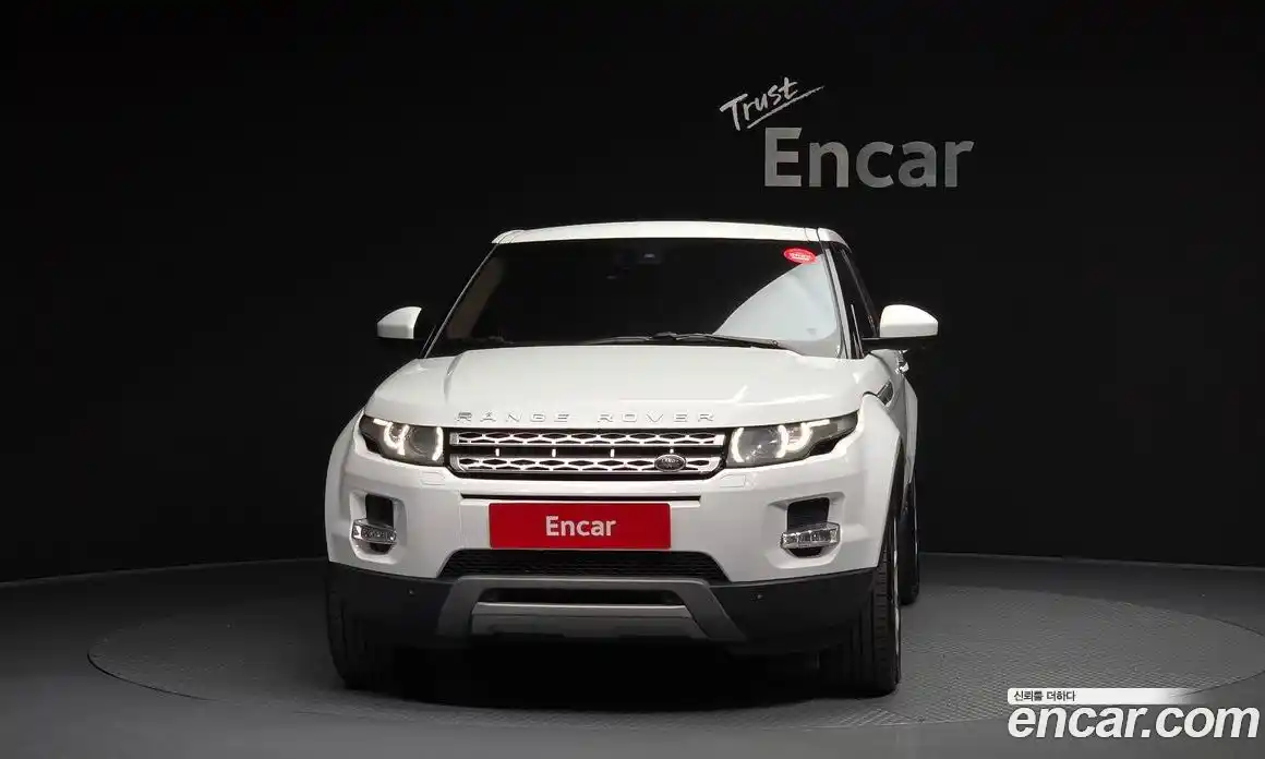 Land Rover Range-Rover Evoque 2015 2.2 гидро в Москве № 1837392, фото 3