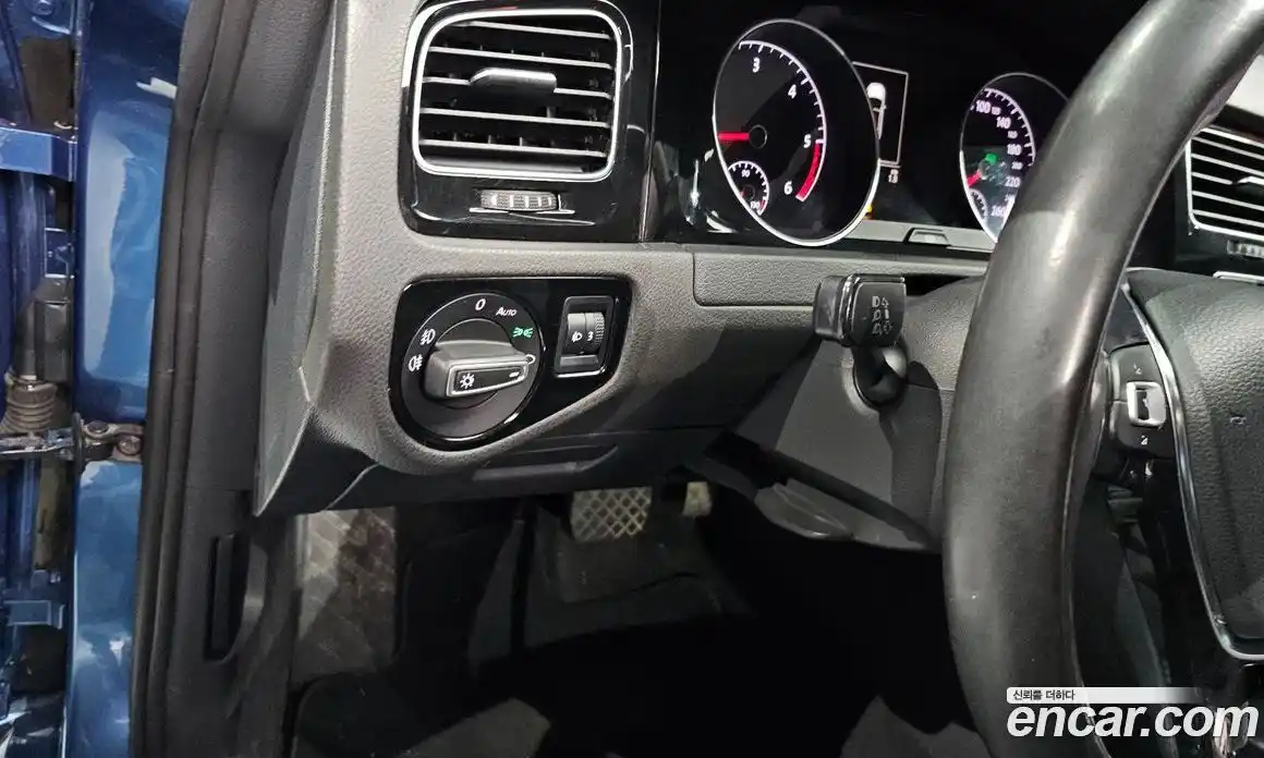 Volkswagen Golf 2013 1.6 гидро в Москве № 1838207, фото 19