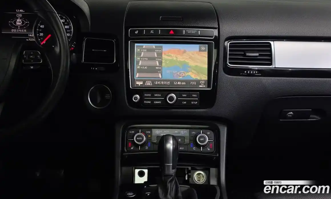 Volkswagen Touareg 2016 3.0 гидро в Москве № 1838240, фото 12