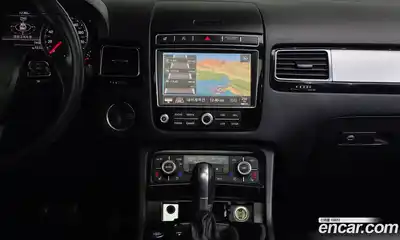 Volkswagen Touareg 2016 3.0 гидро в Москве № 1838240, миниатюра 12