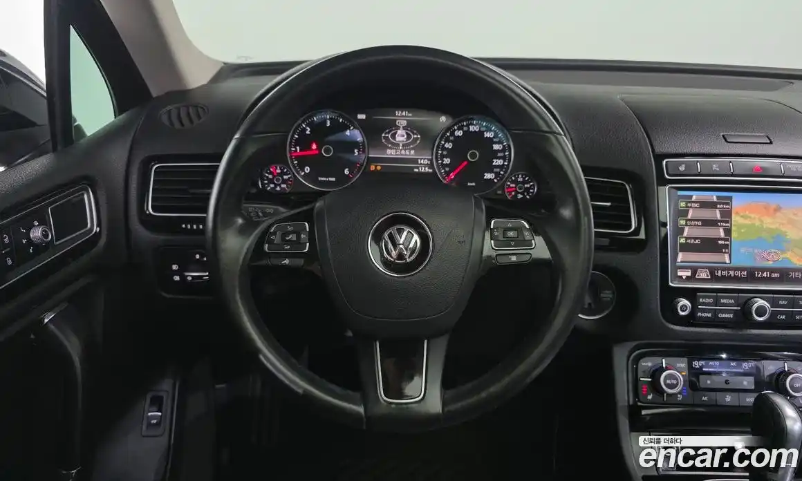 Volkswagen Touareg 2016 3.0 гидро в Москве № 1838240, фото 13