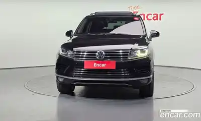 Volkswagen Touareg 2016 3.0 гидро в Москве № 1838240, миниатюра 3