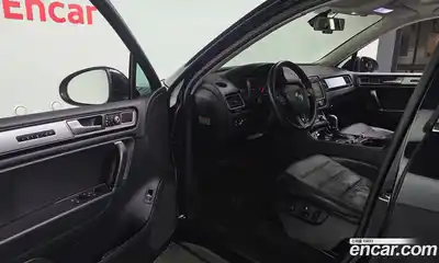 Volkswagen Touareg 2016 3.0 гидро в Москве № 1838240, миниатюра 10