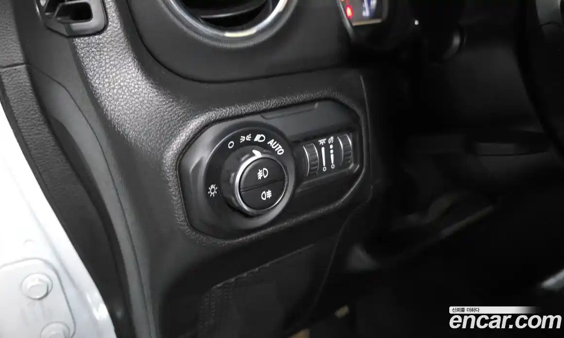 Jeep Wrangler 2021 2.0 гидро в Москве № 1838348, фото 27