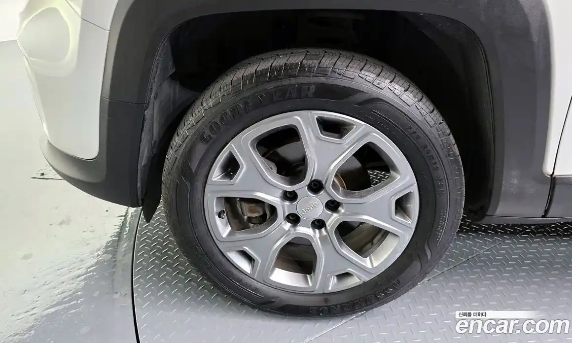 Jeep Renegade 2019 2.0 гидро в Москве № 1838350, фото 5