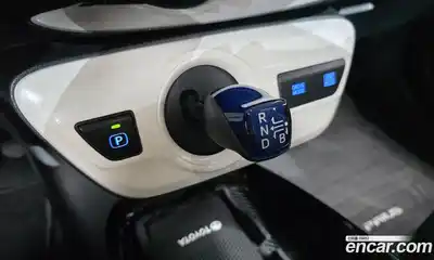Toyota Prius 2017 1.8 гидро в Москве № 1838514, миниатюра 12