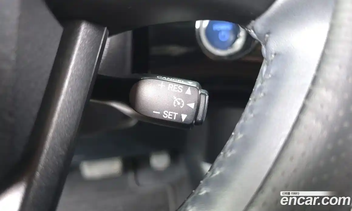 Toyota Prius 2017 1.8 гидро в Москве № 1838514, фото 19