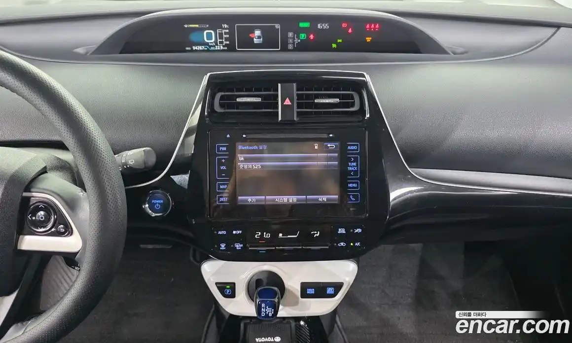 Toyota Prius 2017 1.8 гидро в Москве № 1838514, фото 20