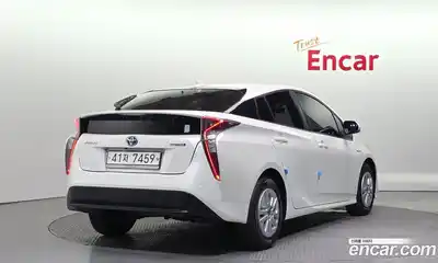 Toyota Prius 2017 1.8 гидро в Москве № 1838514, миниатюра 2