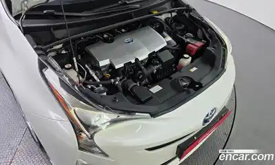 Toyota Prius 2017 1.8 гидро в Москве № 1838514, миниатюра 6