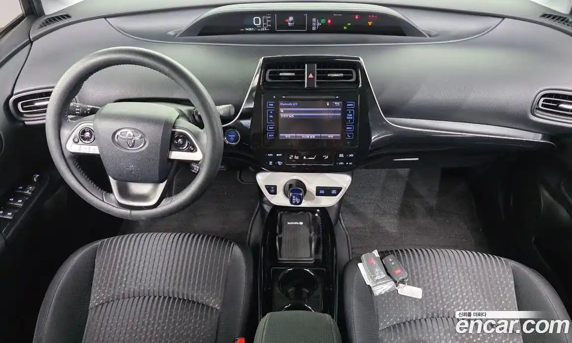 Toyota Prius 2017 1.8 гидро в Москве № 1838514, фото 10