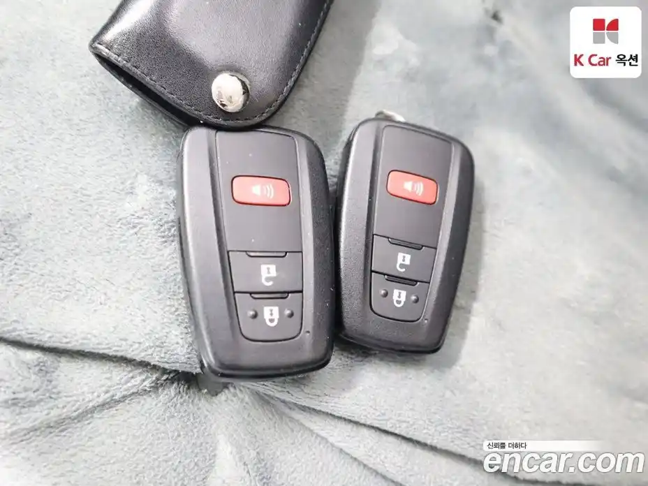 Toyota Prius 2016 1.8 гидро в Москве № 1838566, фото 3