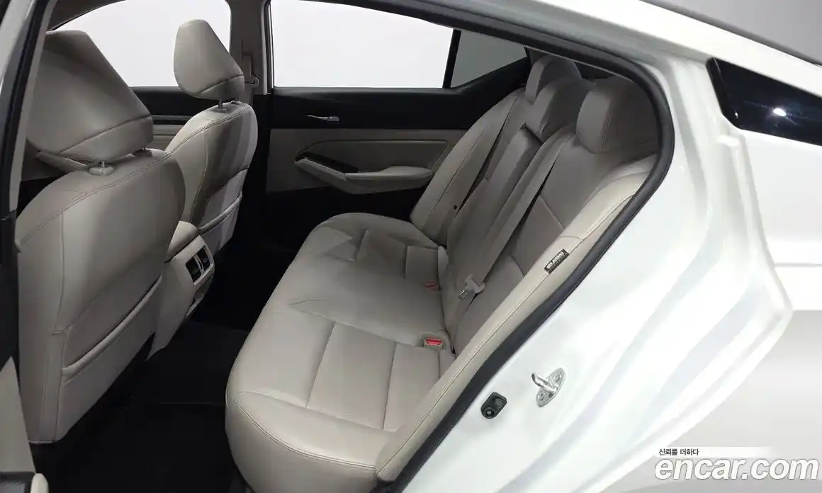 Nissan Altima 2019 2.5 гидро в Москве № 1841777, фото 16