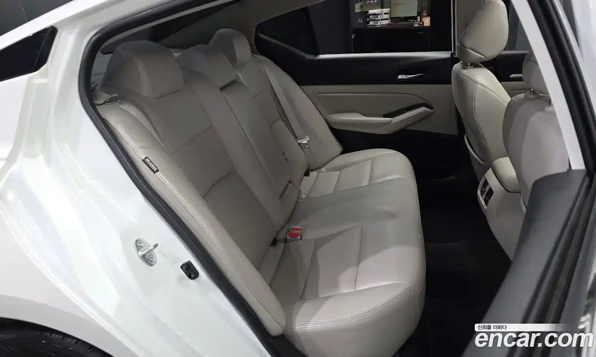 Nissan Altima 2019 2.5 гидро в Москве № 1841777, фото 18