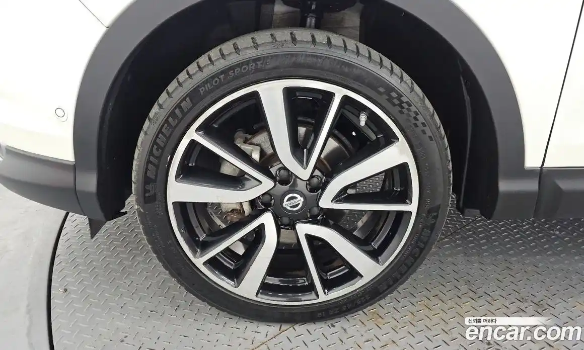 Nissan Qashqai 2016 1.6 гидро в Москве № 1841868, фото 5