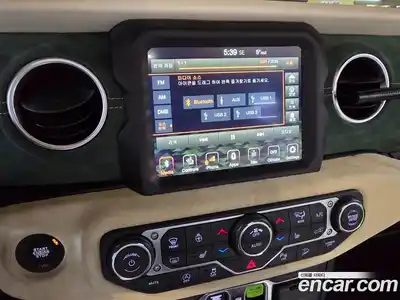 Jeep Wrangler 2020 2.0 гидро в Москве № 232520, миниатюра 9