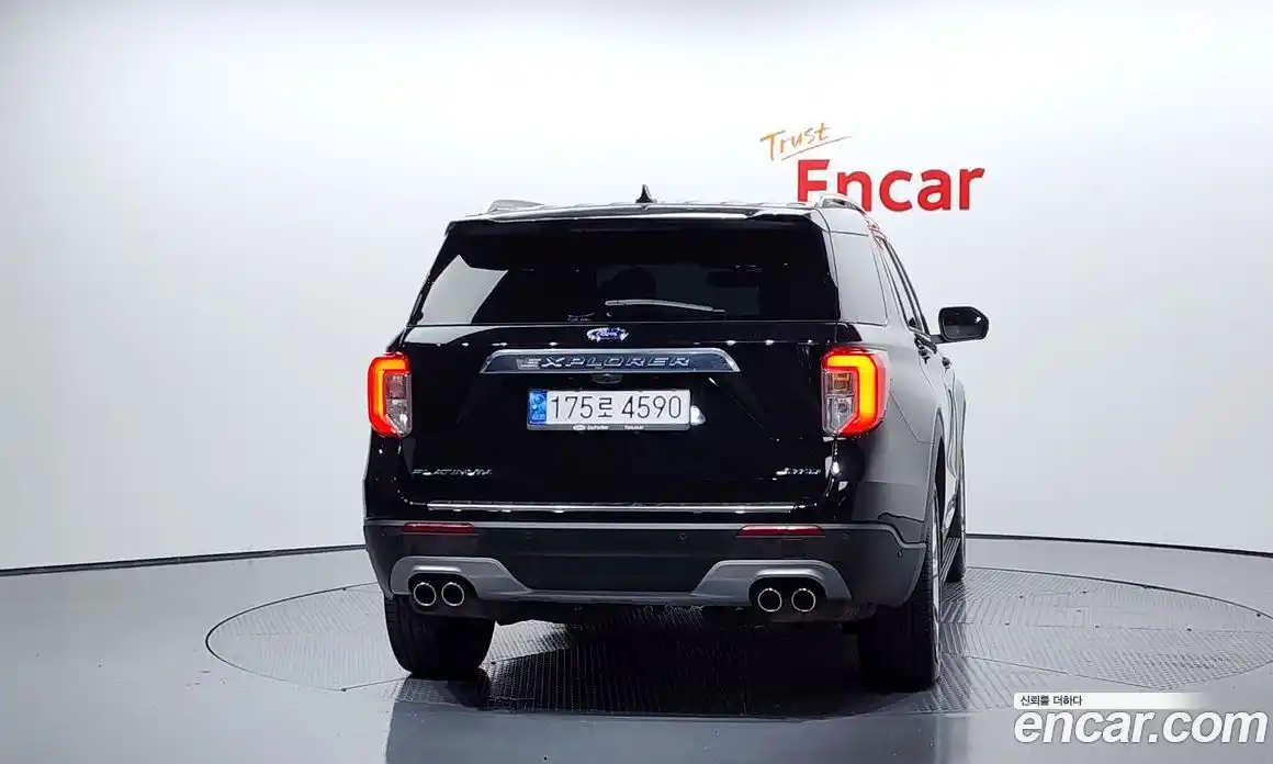 Ford Explorer 2022 3.0 гидро в Москве № 233257, фото 4