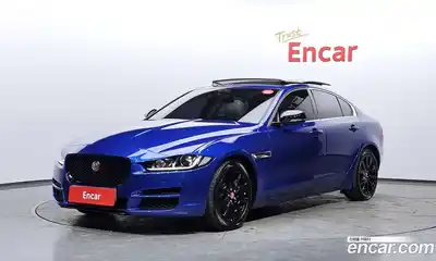 Jaguar XE, 2017