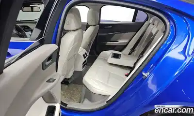 Jaguar XE 2017 2.0 гидро в Москве № 311263, миниатюра 11