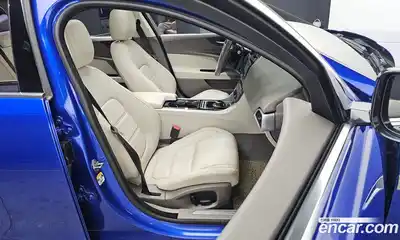Jaguar XE 2017 2.0 гидро в Москве № 311263, миниатюра 12
