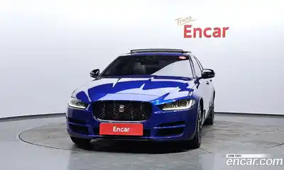 Jaguar XE 2017 2.0 гидро в Москве № 311263, миниатюра 3