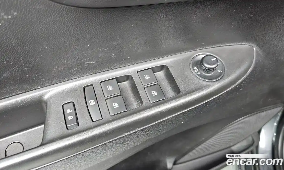 Chevrolet Spark 2016 1.0 робот в Москве, фото 18