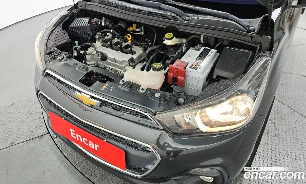 Chevrolet Spark 2016 1.0 робот в Москве, фото 6