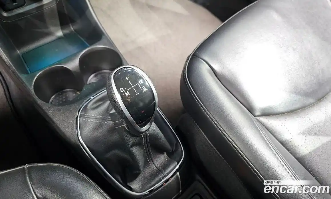 Chevrolet Spark 2016 1.0 робот в Москве, фото 9