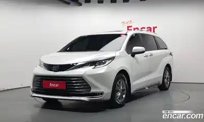 Toyota Sienna, 2024