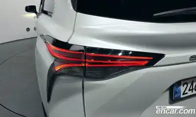 Toyota Sienna 2024 2.5 гидро в Москве № 1249997, миниатюра 9