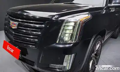 Cadillac Escalade 2020 6.2 гидро в Москве № 1253663, миниатюра 8