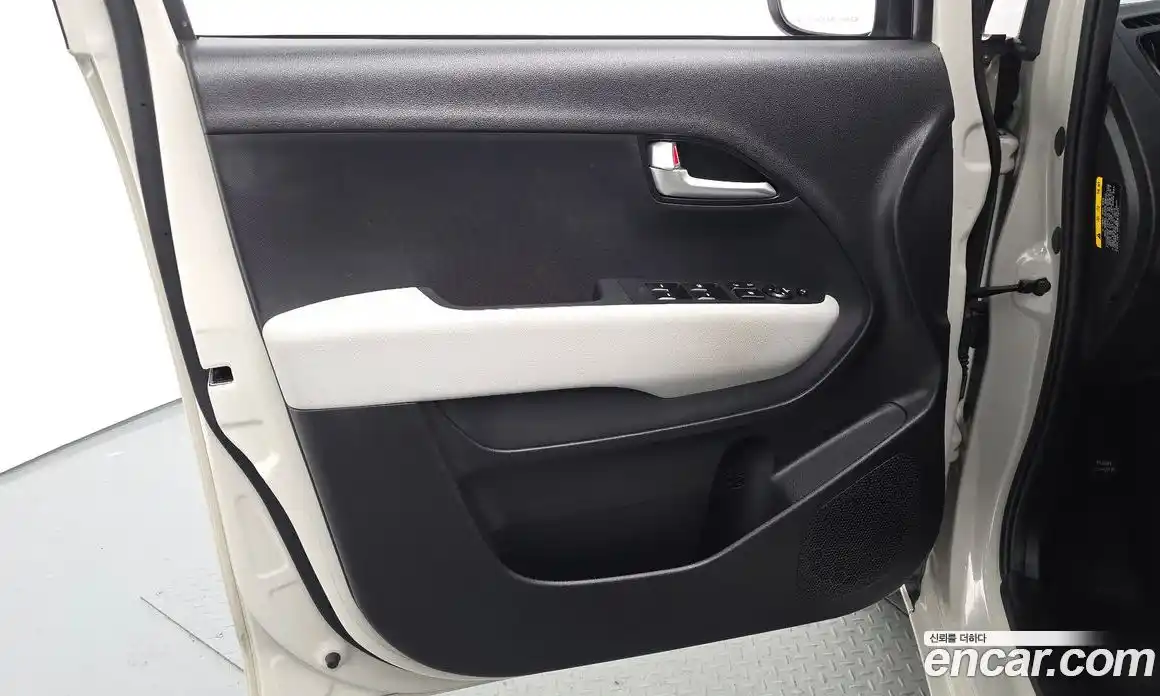 Kia Ray 2024 1.0 гидро, фото 14