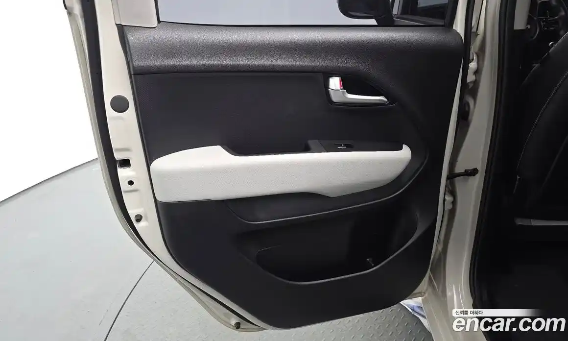 Kia Ray 2024 1.0 гидро, фото 15