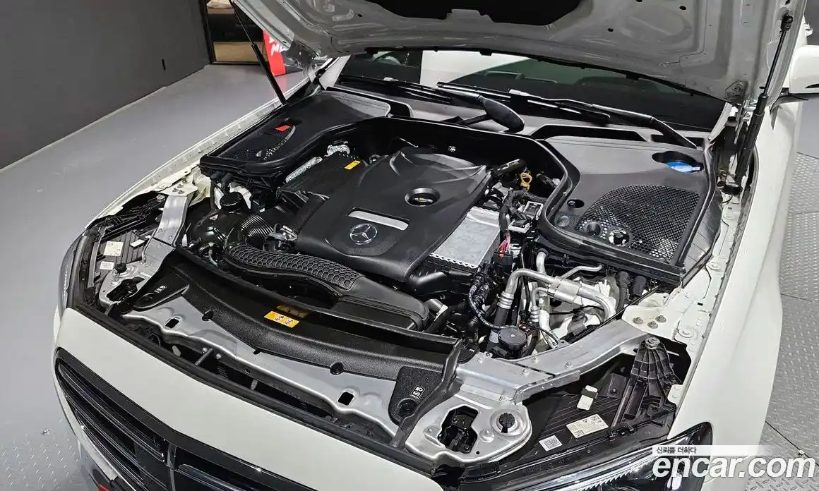 Mercedes-Benz E-Class 2023 2.0 гидро в Москве, фото 6