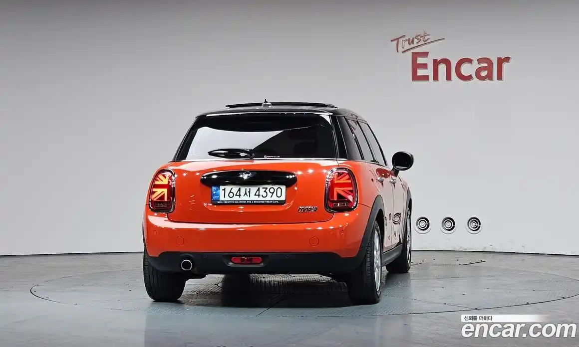 Mini Cooper 2021 1.5 гидро в Москве № 1293298, фото 4