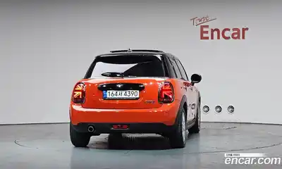 Mini Cooper 2021 1.5 гидро в Москве № 1293298, миниатюра 4