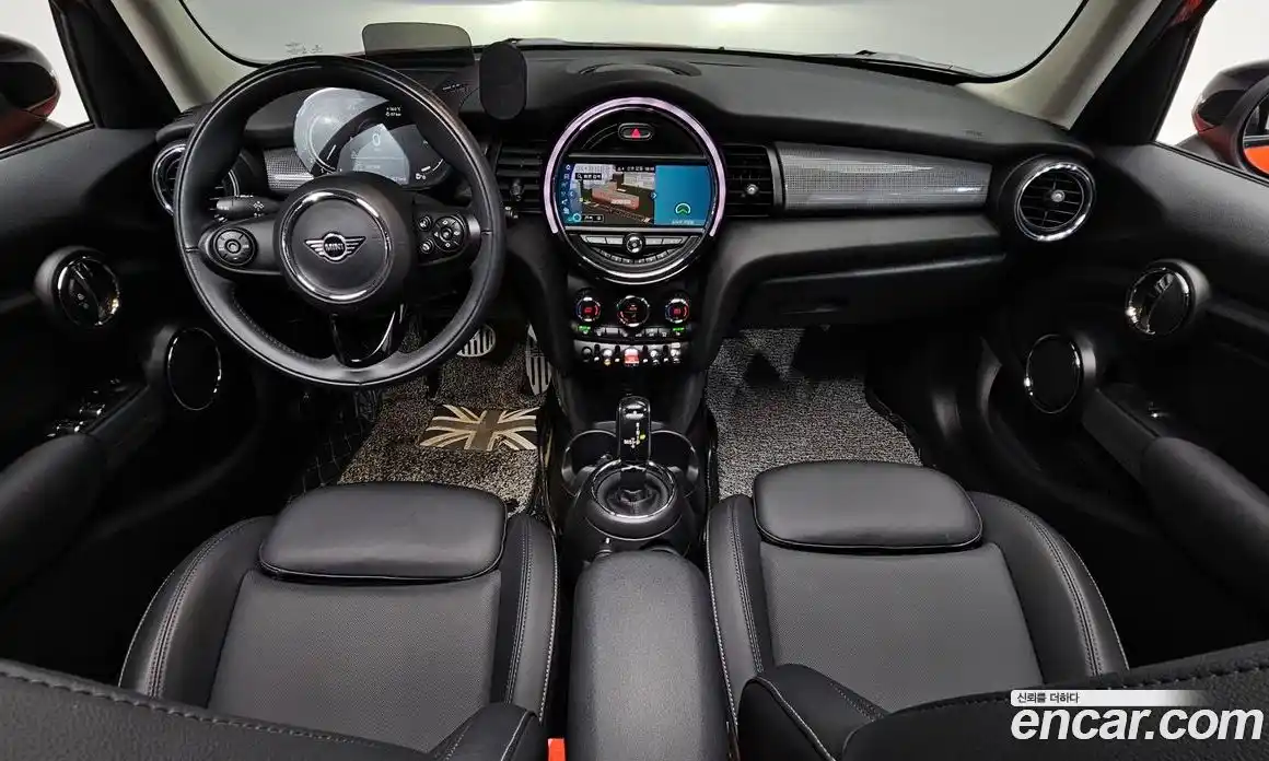 Mini Cooper 2021 1.5 гидро в Москве № 1293298, фото 10