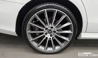 Mercedes-Benz E-Class 2022 2.0 гидро в Москве № 1321884, миниатюра 5