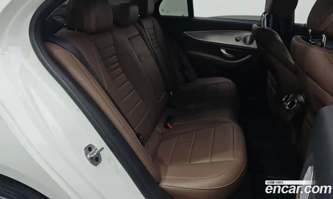 Mercedes-Benz E-Class 2019 2.0 гидро в Москве № 1322024, фото 17