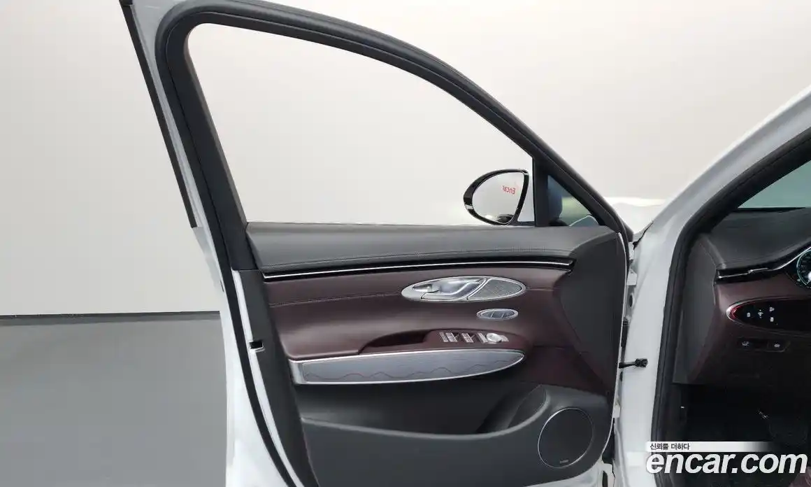 Genesis GV70 2021 2.5 гидро в Москве № 1343421, фото 13