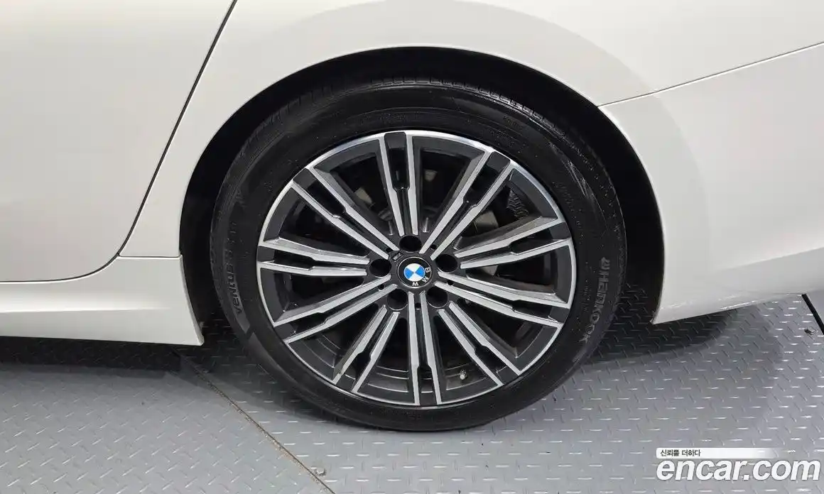 BMW 3-Series 2020 2.0 гидро, фото 7