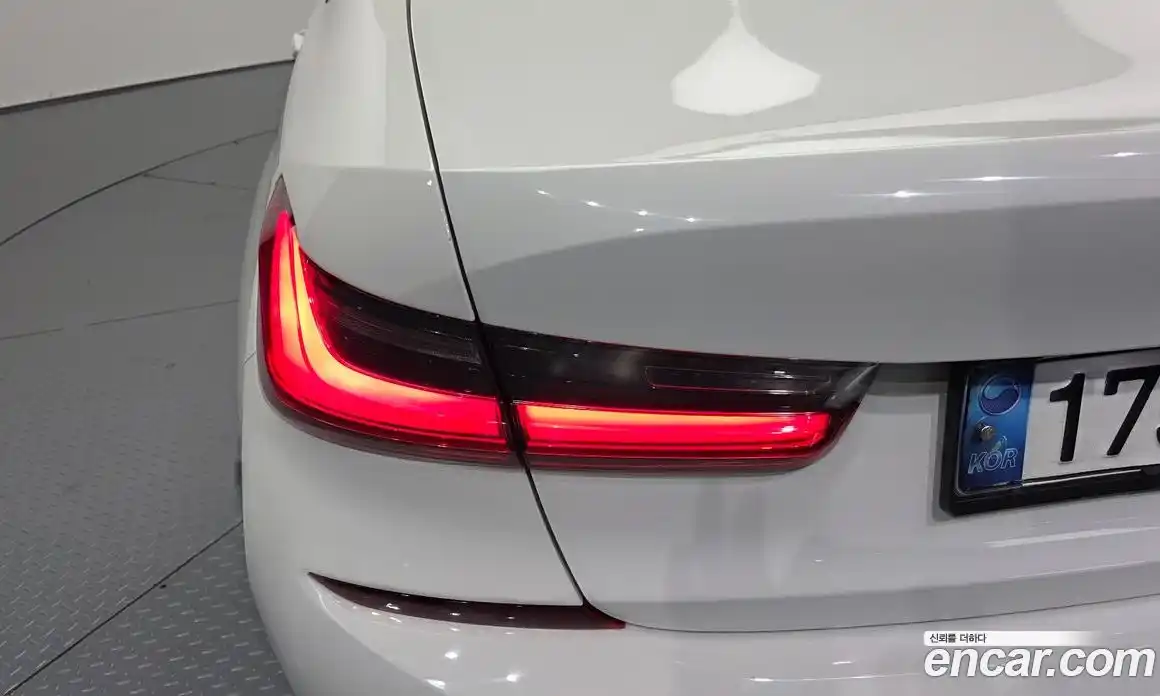 BMW 3-Series 2020 2.0 гидро, фото 9