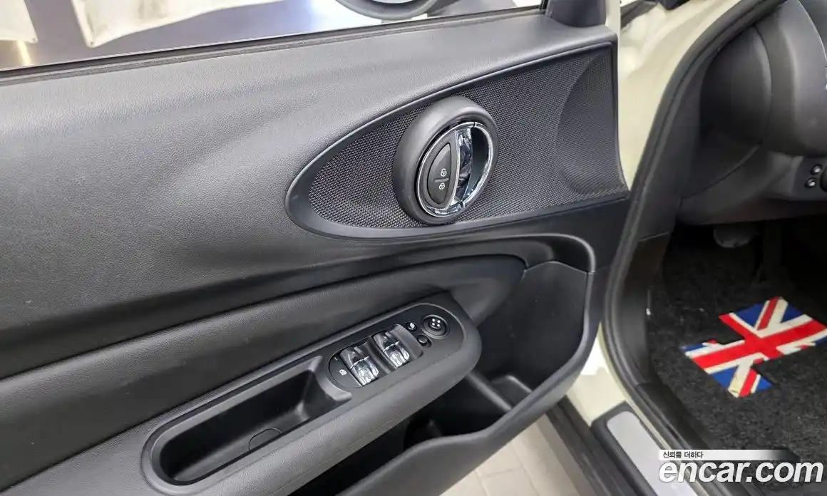 Mini Clubman 2019 1.5 гидро в Москве № 1349708, фото 29