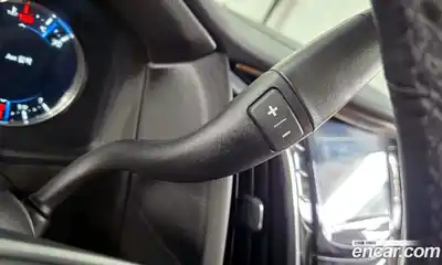 Cadillac Escalade 2018 6.2 гидро в Москве № 1351318, миниатюра 12